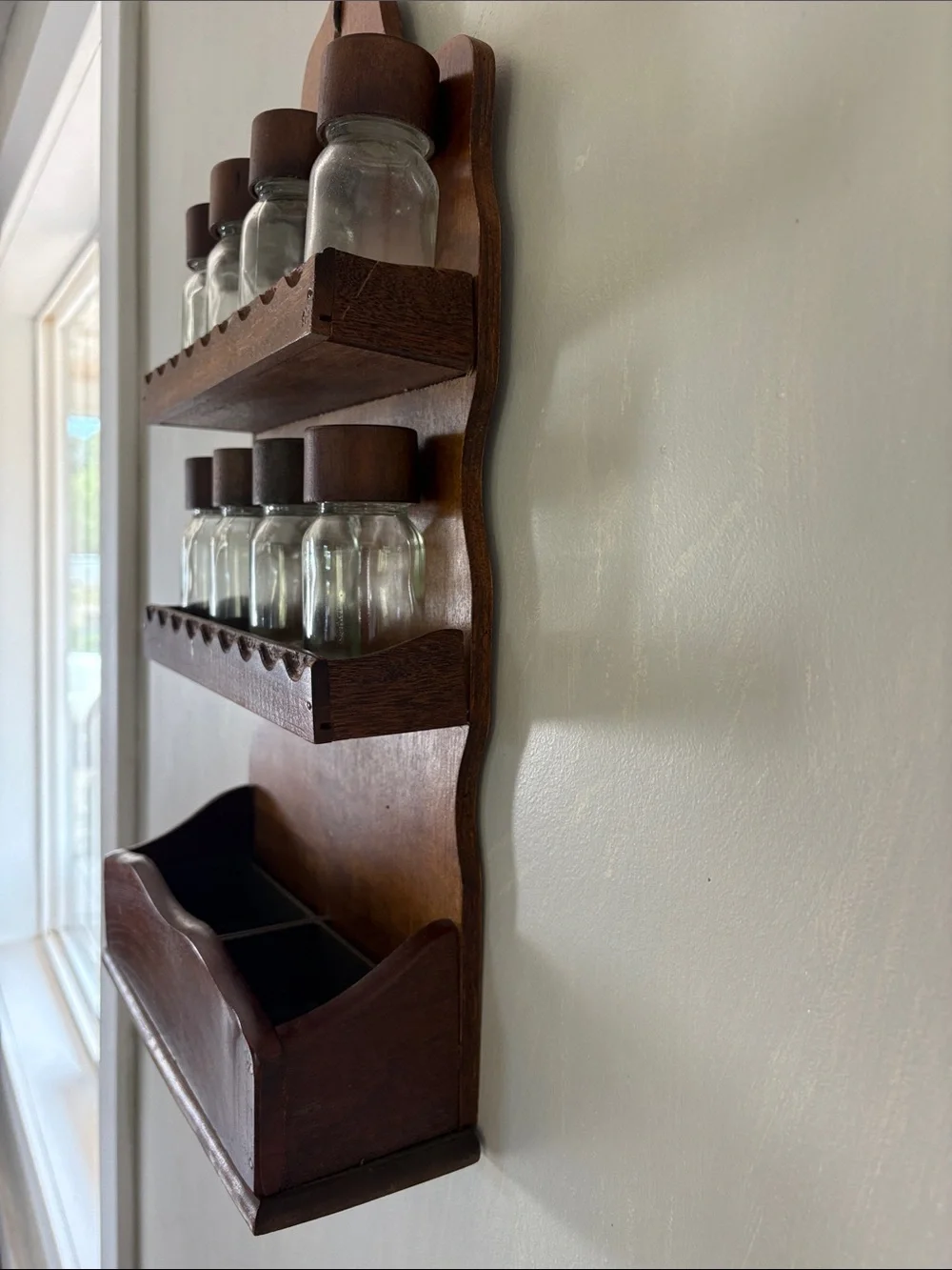 VTG Wooden Wall Spice Rack with Glass Jars & labels